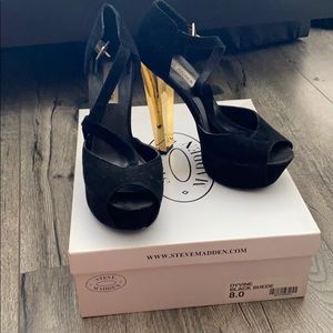 Steve Madden pumps